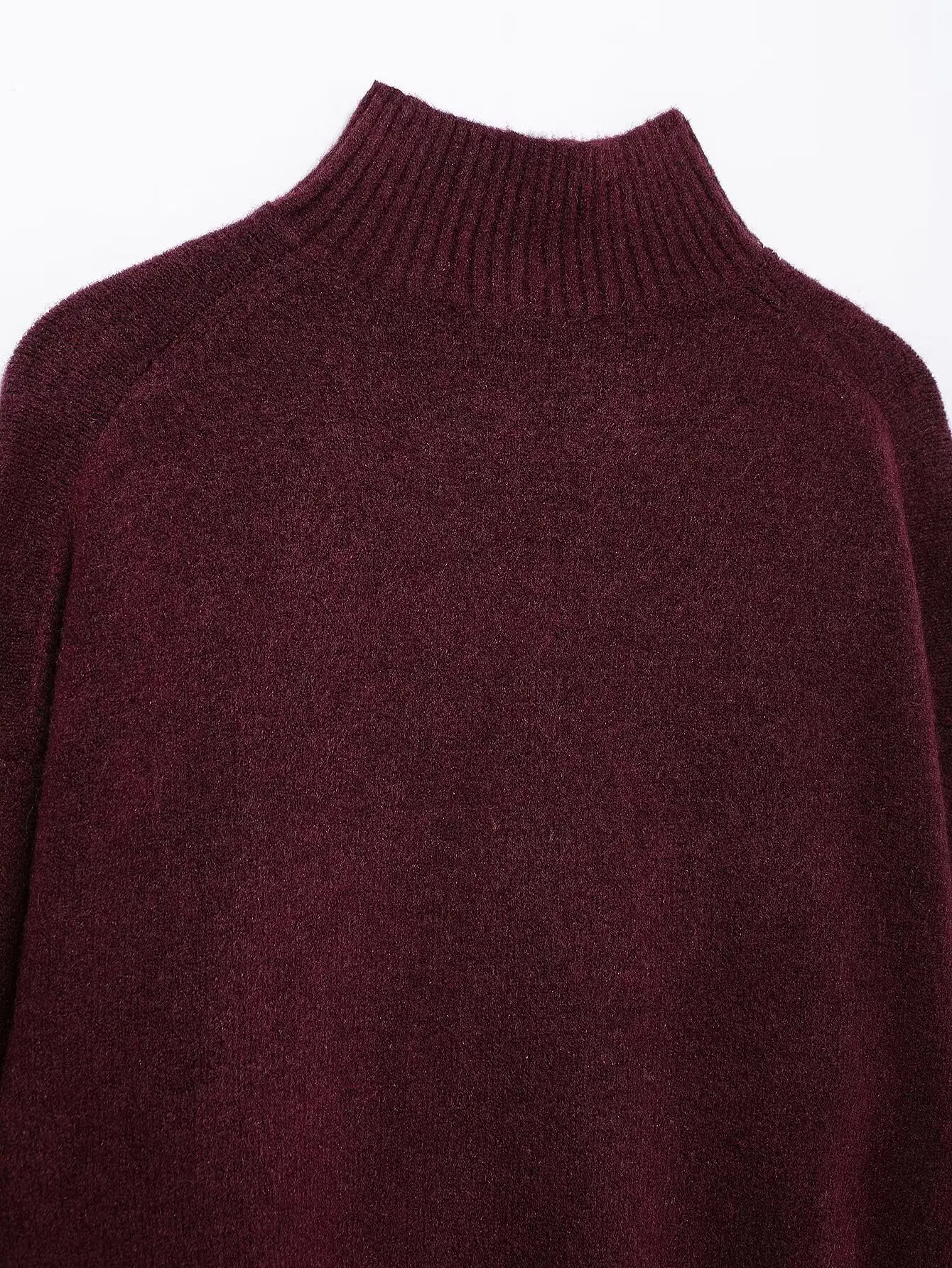 Turtle-neck Knitted Sweater